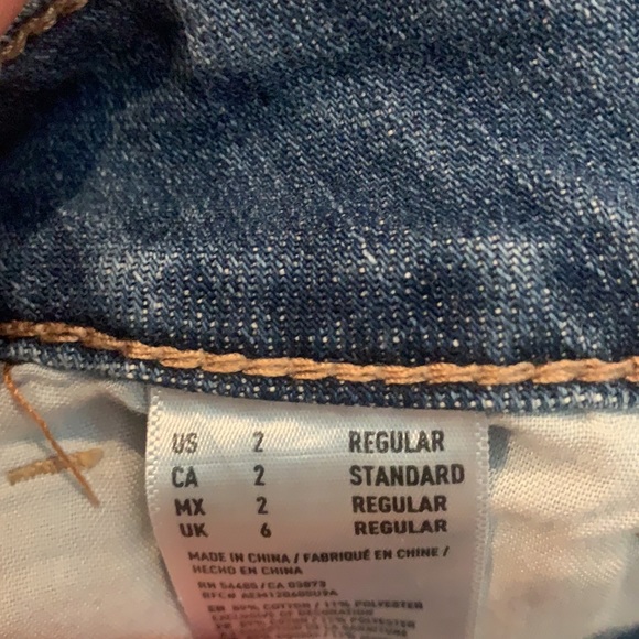 Jeans - Picture 3 of 4